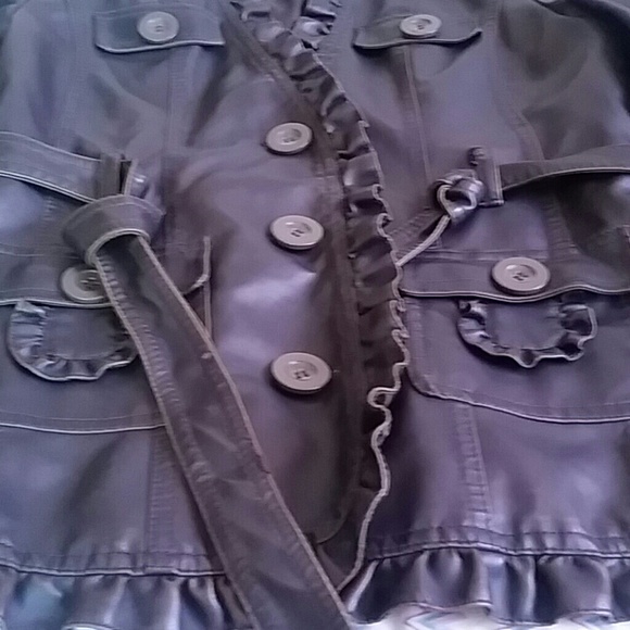 Jacket - Picture 3 of 4