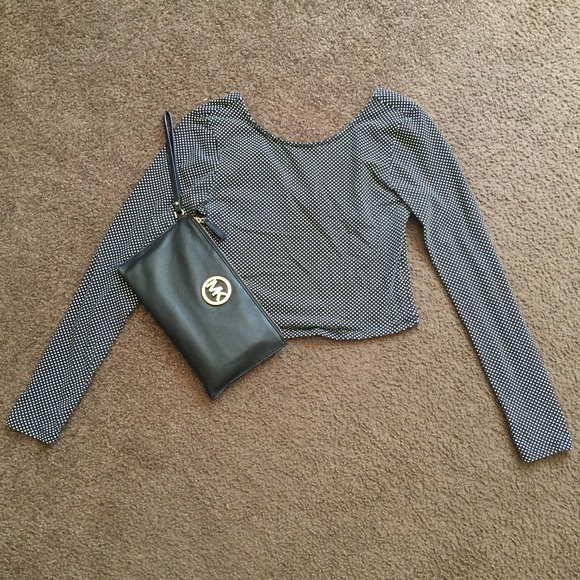 FOREVER 21 LONG SLEEVE CROP TOP
