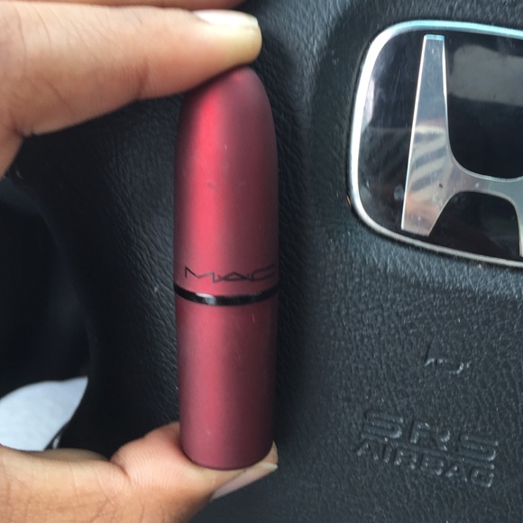 Mac Rihanna Viva Glam 2