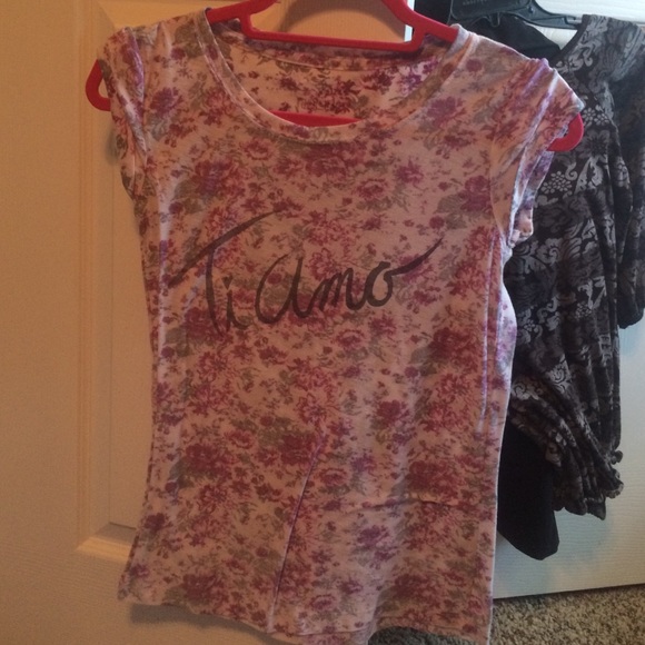 Short sleeve floral print shirt