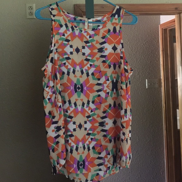 A adorable tank top from Franseca's collections!
