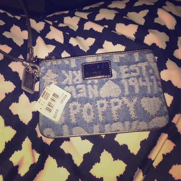 Wristlet