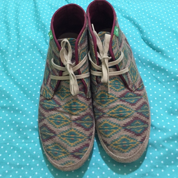 Cute high top moccasin