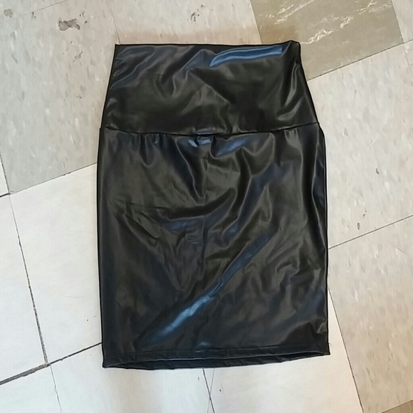 Black Leather pencil skirt