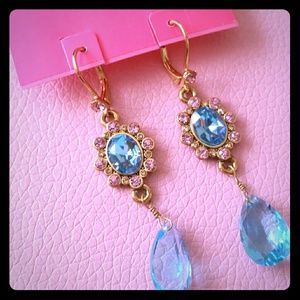 NWT BETSEY JOHNSON BLUE EARRING!