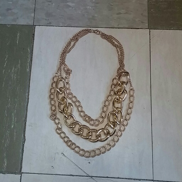 Gold chain chocker statement necklace