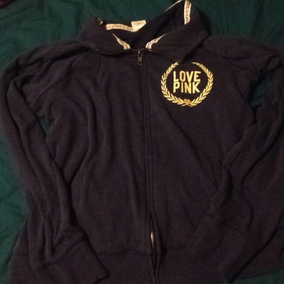 Vs sweatshirt , perfect condition, largeee