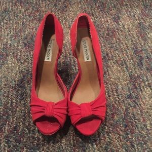 Cherry red Steve Madden pumps!