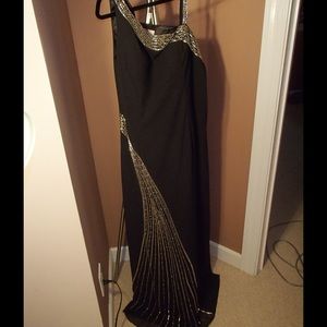 Sexy One Shoulder Evening Gown