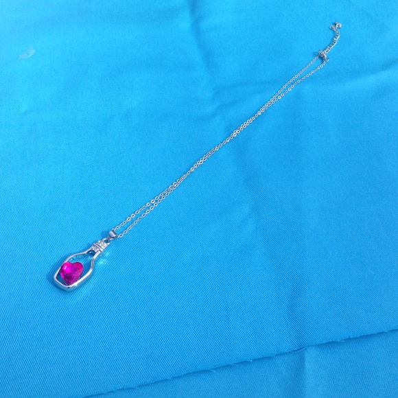 Heart in a bottle necklace❌SOLD❌ - Picture 3 of 3