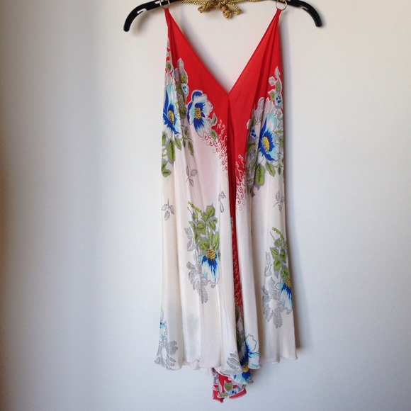 Kimchi & Blue Silk floral halter