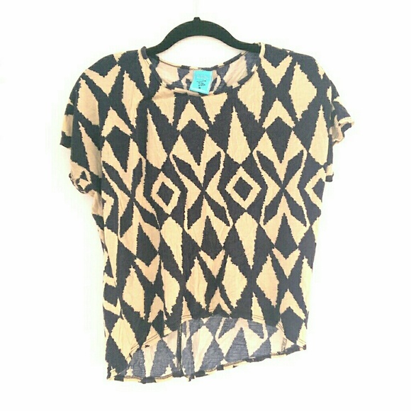 ❤High-Low Ikat T-shirt - Picture 4 of 4