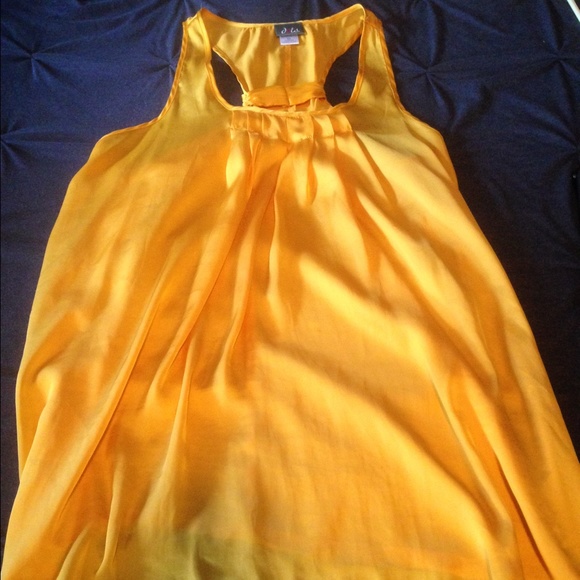 Dots Tops - Cute Flowy Yellow Tank