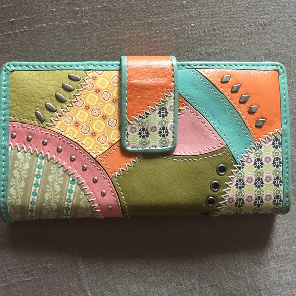 FOSSIL WALLET ✨ Genuine Leather ✨