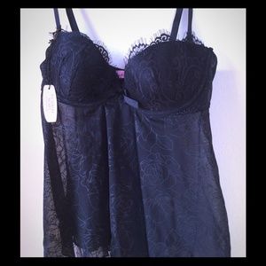 Victoria Secret Babydoll Lingerie 34B with thong