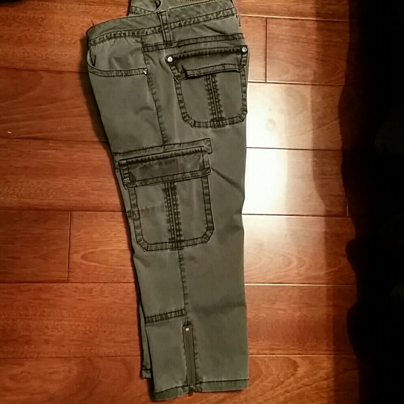 Miss me capris, size 26 - Picture 3 of 4