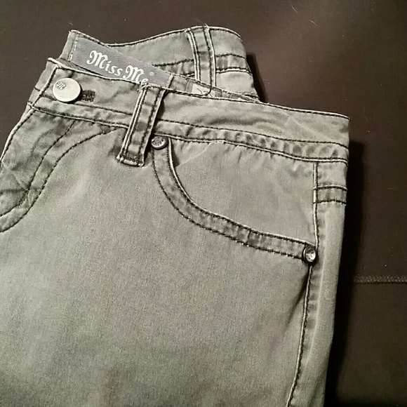 Miss me capris, size 26 - Picture 4 of 4