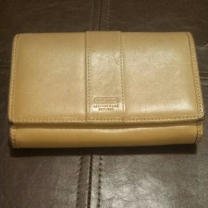 COACH TAN LEATHER WALLET