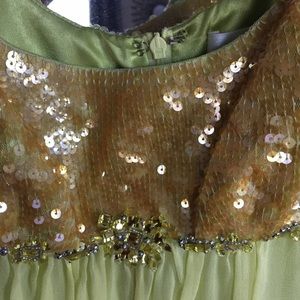 Mikael aghal Dresses - Sold!!! Mikael aghal dress size 0 Mikael aghal Dresses - Sold!!! Mikael aghal dress size 0