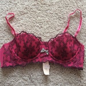 Victoria's Secret new bra32B