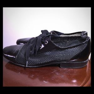 Marc by Marc Jacobs black mesh lace up shoe