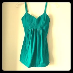 Cute Lululemon turquoise tank!