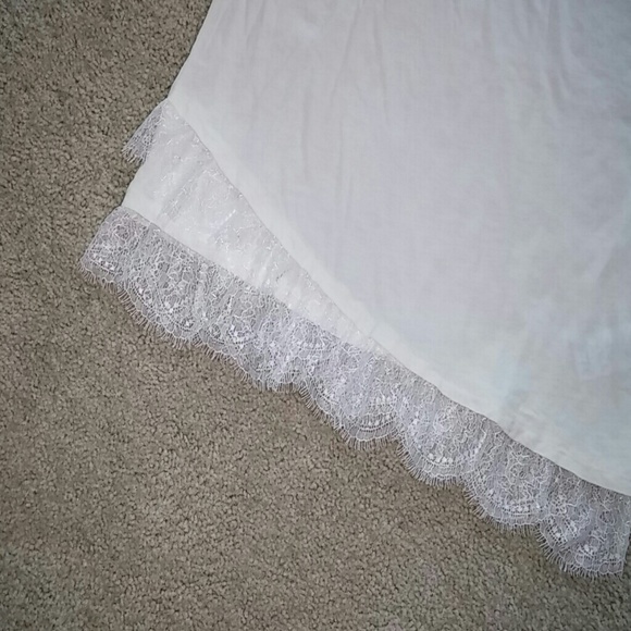 🚫SOLD IN BUNDLE🚫J. Crew lace trim top - Picture 3 of 4