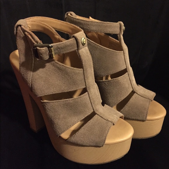 Calvin Klein Tan Leather Heels