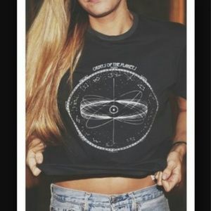 BRANDY MELVILLE GRAPHIC