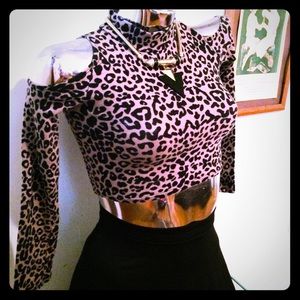 Longsleeve leopard print crop top