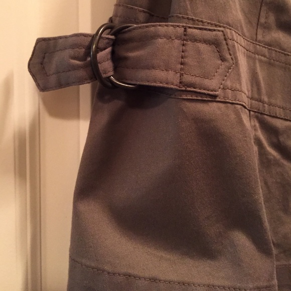 🎉Michael Kors khaki vest like new! - Picture 3 of 4