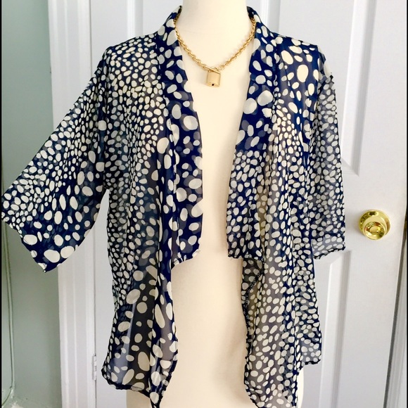 Navy blue polkadot short kimono - Picture 2 of 4