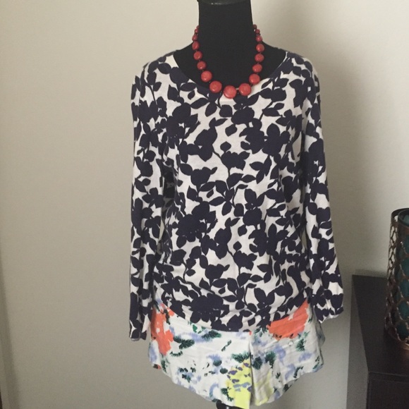 Leaf print sweater - Picture 2 of 4