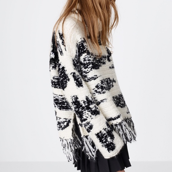 Zara Sweaters - NWOT Zara Knitted Poncho