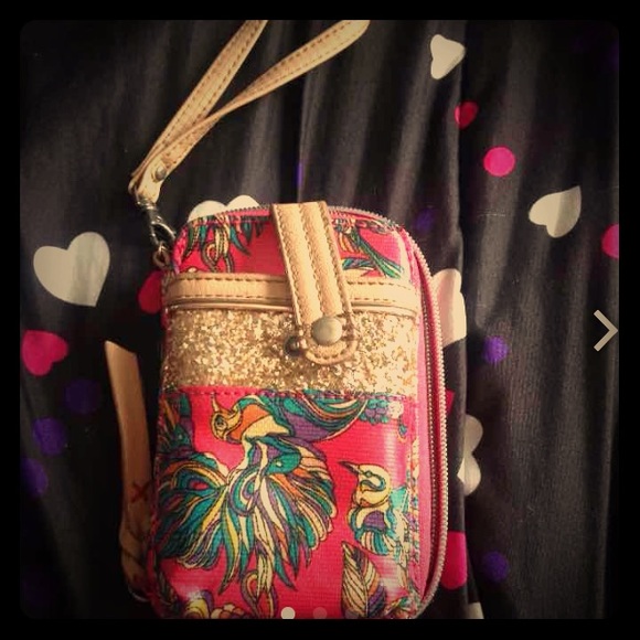 Sak roots wristlet