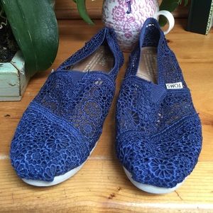 Toms Navy crochet