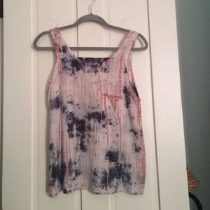 Medium rose, gray and white Chaser tank.