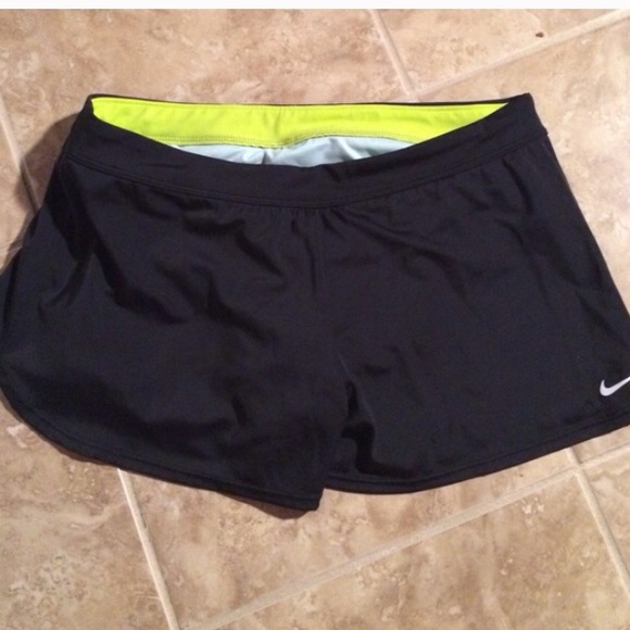 black nike shorts with light blue liner