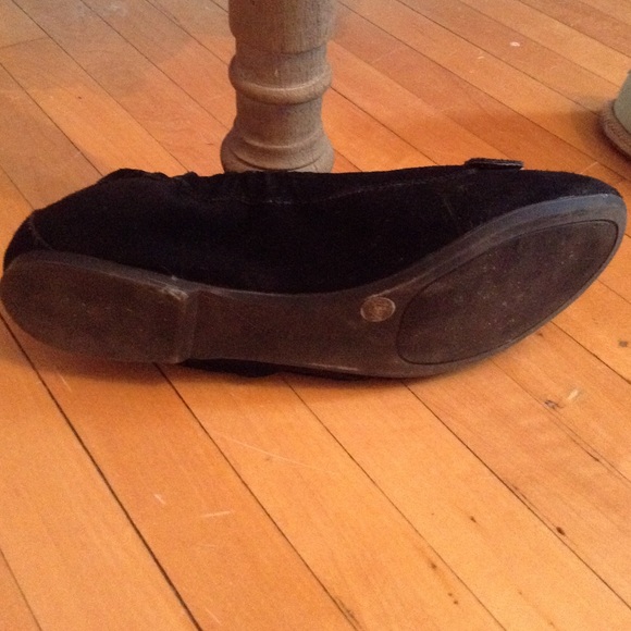 Shoes - Picture 3 of 3