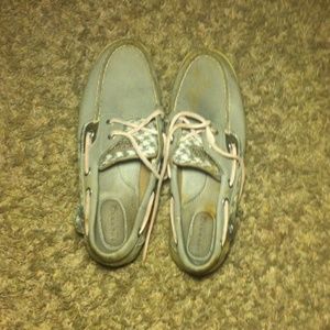 Grey sperrys women's