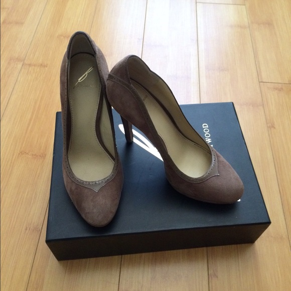 Grayish mauve Brian Atwood pumps - Picture 2 of 4