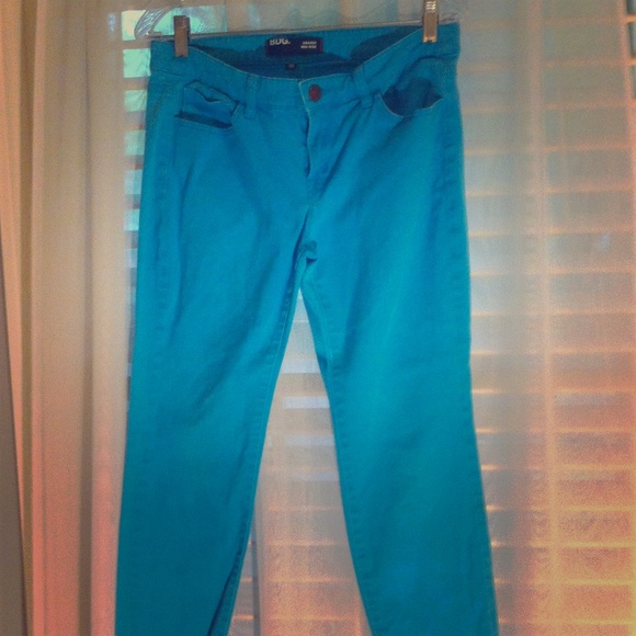 ❌👾SOLD👾❌ HALF OFF Blue Jeans Urban Outfitters