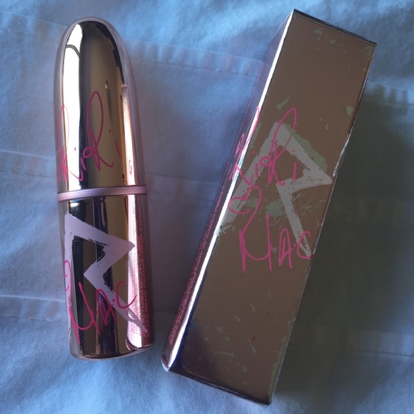 Riri loves mac collection lipstick.