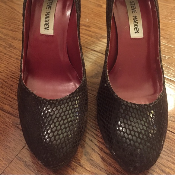 Shoes - Picture 4 of 4