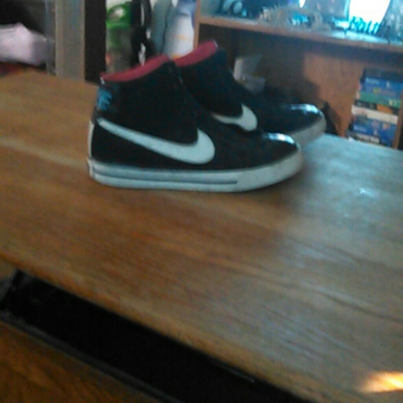 Nike high tops - Picture 2 of 3