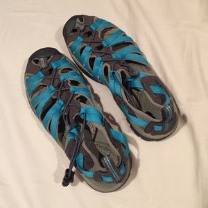 Keens size 7! Great condition!