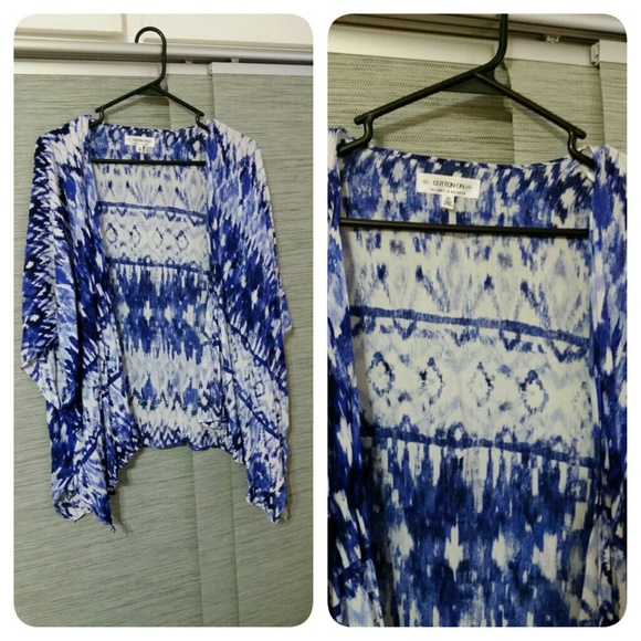 Blue and white kimono