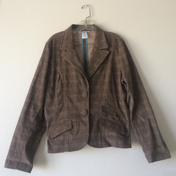 Brown plaid blazer