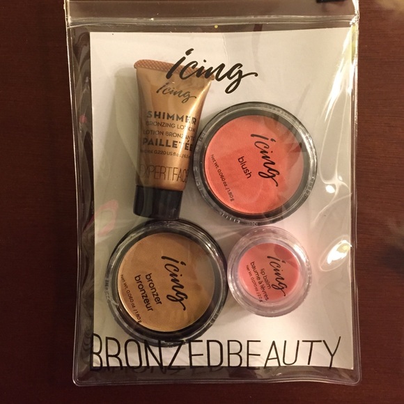 Bronzed Beauty Makeup