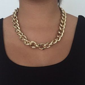 Gold chain necklace